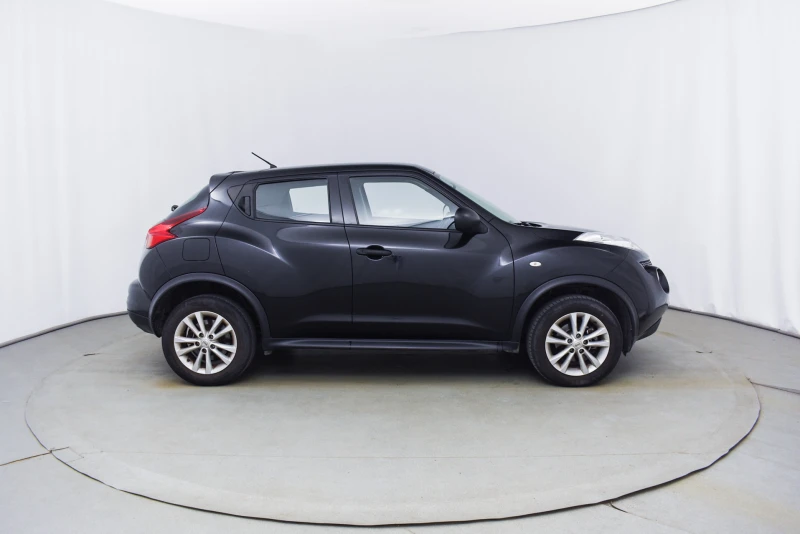 Nissan Juke 1.6I NOVA, снимка 6 - Автомобили и джипове - 47426924