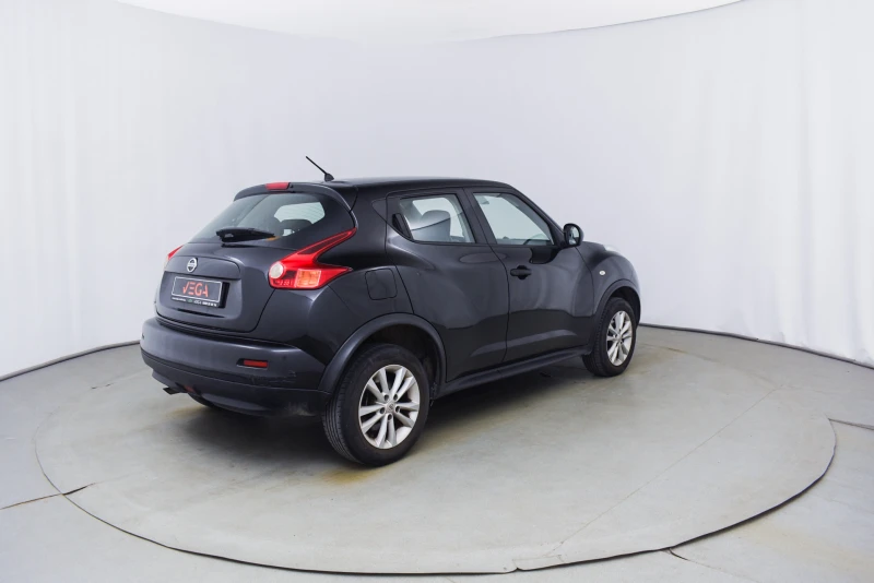 Nissan Juke 1.6I NOVA, снимка 5 - Автомобили и джипове - 47426924