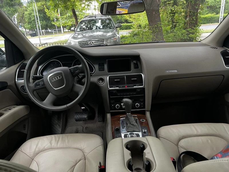 Audi Q7 3.0, снимка 4 - Автомобили и джипове - 48320910