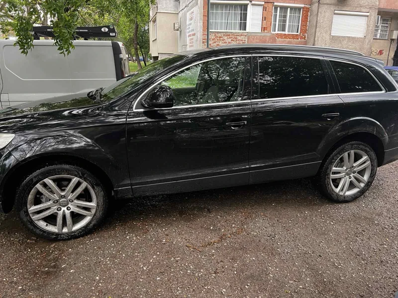 Audi Q7 3.0, снимка 3 - Автомобили и джипове - 48320910