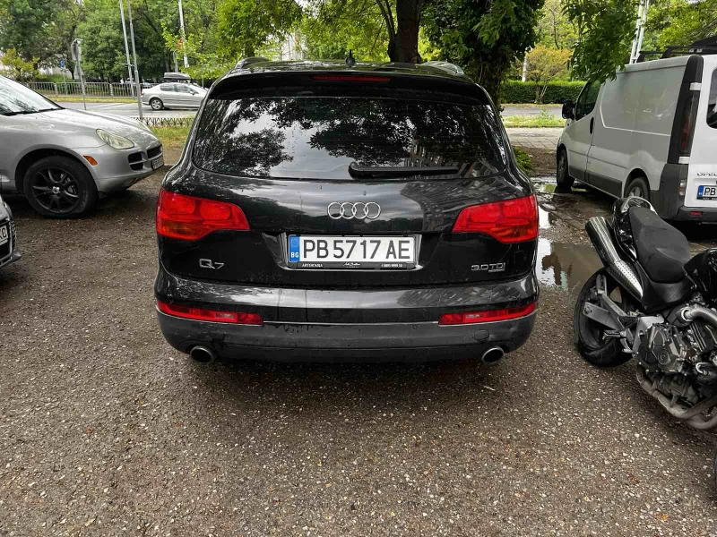 Audi Q7 3.0, снимка 2 - Автомобили и джипове - 48320910