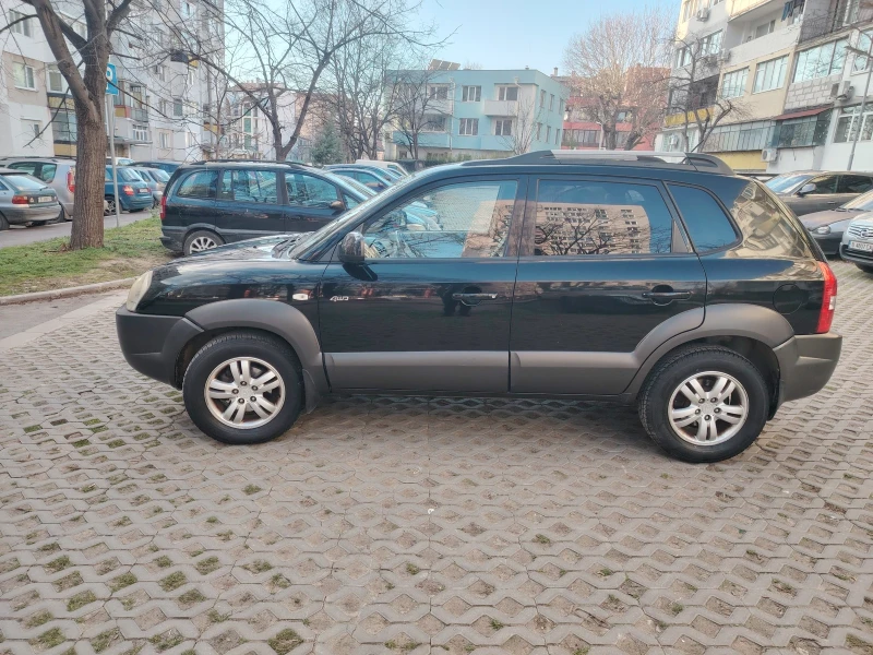 Hyundai Tucson 2.0 4WD L.P.G., снимка 2 - Автомобили и джипове - 49006806