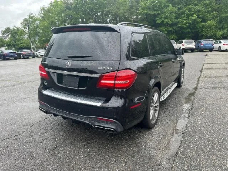 Mercedes-Benz GLS 63 AMG, снимка 4 - Автомобили и джипове - 49289949