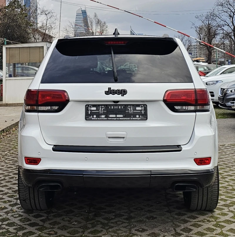 Jeep Grand cherokee 3.0 CRDI Summit 250к.с. KeylessGo Дистроник , снимка 5 - Автомобили и джипове - 49454580