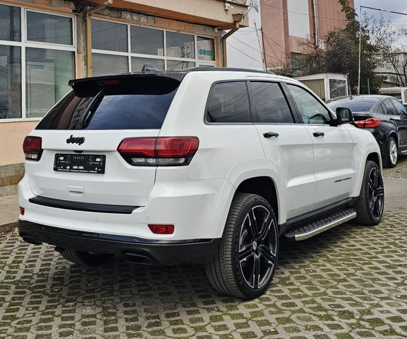 Jeep Grand cherokee 3.0 CRDI Summit 250к.с. KeylessGo Дистроник , снимка 6 - Автомобили и джипове - 49454580