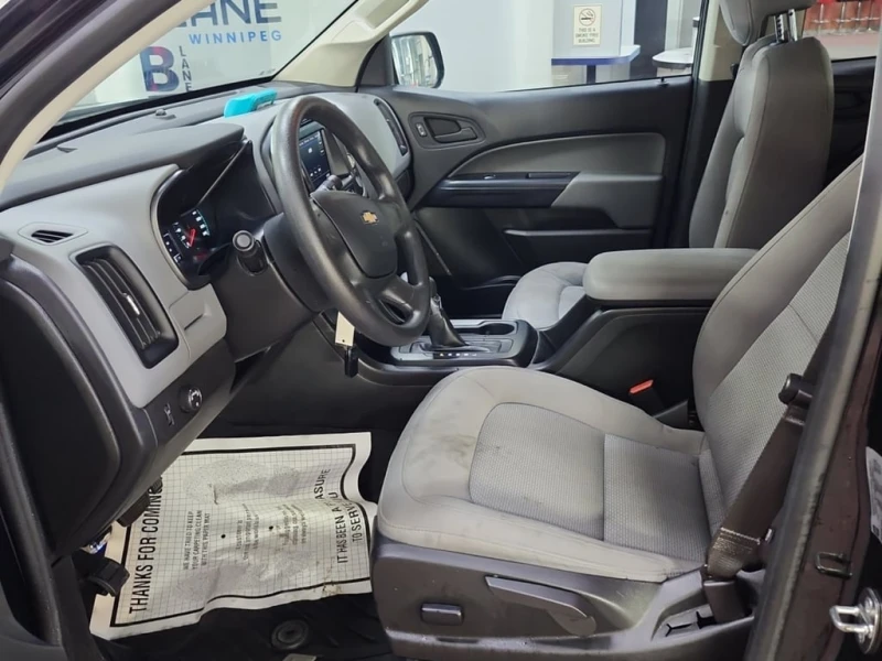 Chevrolet Colorado * 2WD WORK TRUCK CREW CAB SHORT BED * CARFAX * БЕЗ, снимка 5 - Автомобили и джипове - 52700193