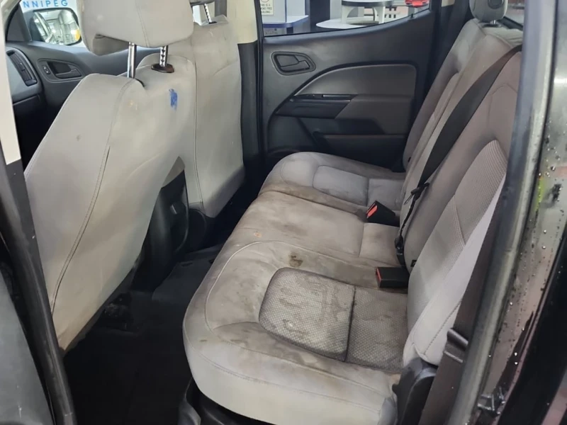 Chevrolet Colorado * 2WD WORK TRUCK CREW CAB SHORT BED * CARFAX * БЕЗ, снимка 11 - Автомобили и джипове - 52700193