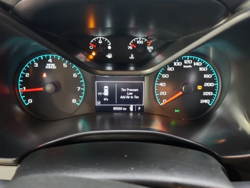 Chevrolet Colorado * 2WD WORK TRUCK CREW CAB SHORT BED * CARFAX * БЕЗ, снимка 8 - Автомобили и джипове - 52700193