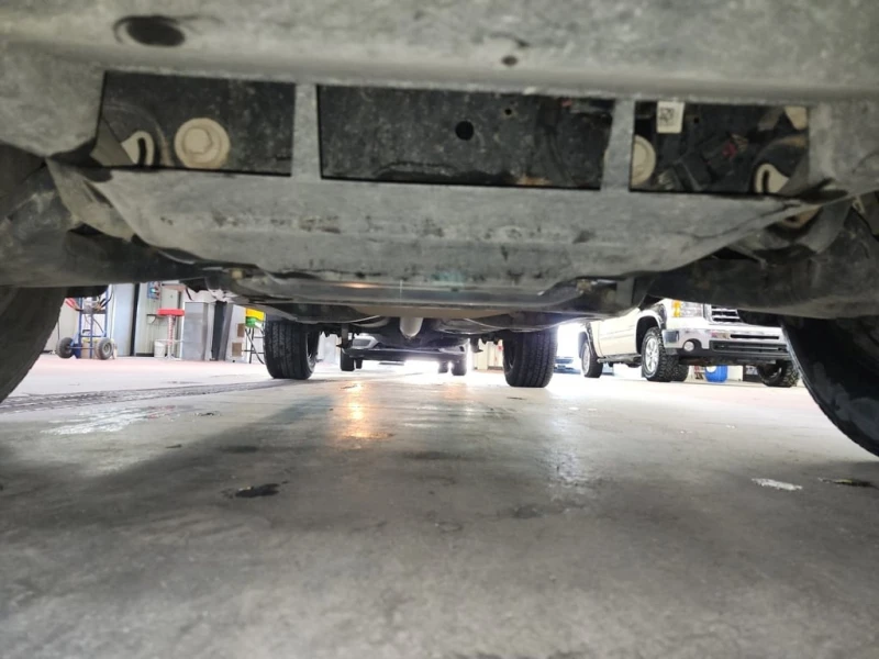 Chevrolet Colorado * 2WD WORK TRUCK CREW CAB SHORT BED * CARFAX * БЕЗ, снимка 16 - Автомобили и джипове - 52700193