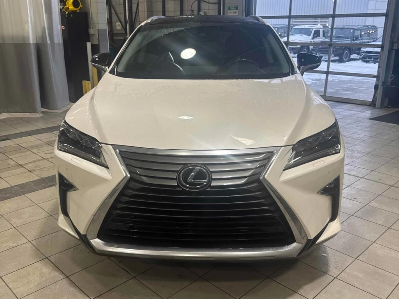 Lexus RX * AWD 4dr * CARFAX * БЕЗ ПЪРВОНАЧАЛНА ВНОСКА, снимка 6 - Автомобили и джипове - 52748984