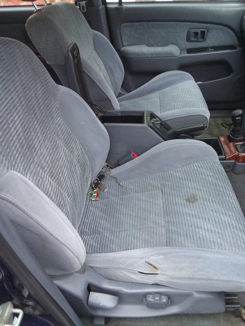 Toyota Hilux  Hilux Surf , снимка 4 - Автомобили и джипове - 52825354