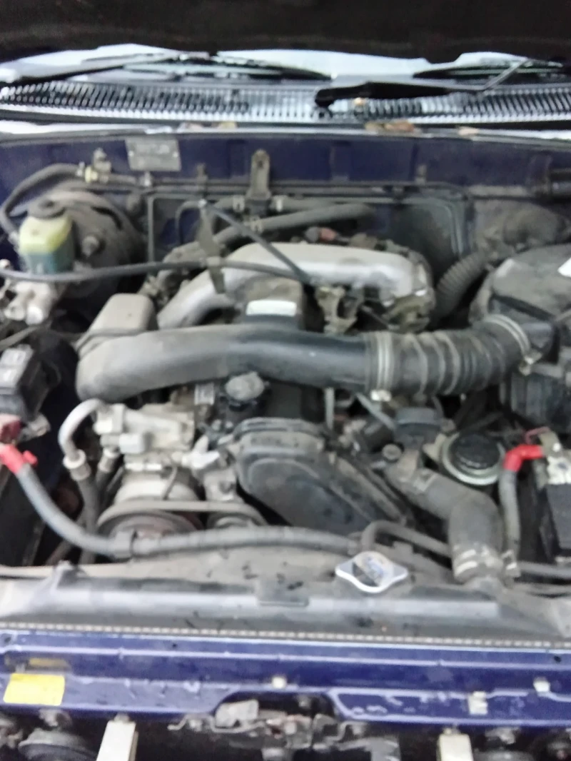 Toyota Hilux  Hilux Surf , снимка 2 - Автомобили и джипове - 52825354