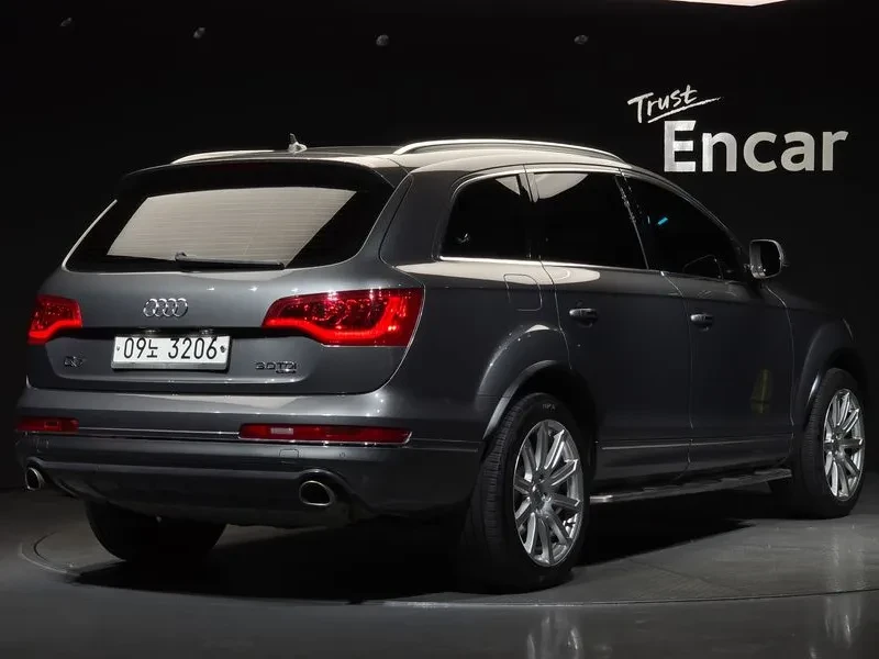 Audi Q7 3.0 TDI Quattro - САМО 30% АВАНС, снимка 2 - Автомобили и джипове - 55951558