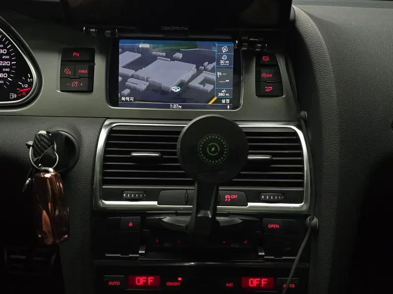 Audi Q7 3.0 TDI Quattro - САМО 30% АВАНС, снимка 14 - Автомобили и джипове - 55951558