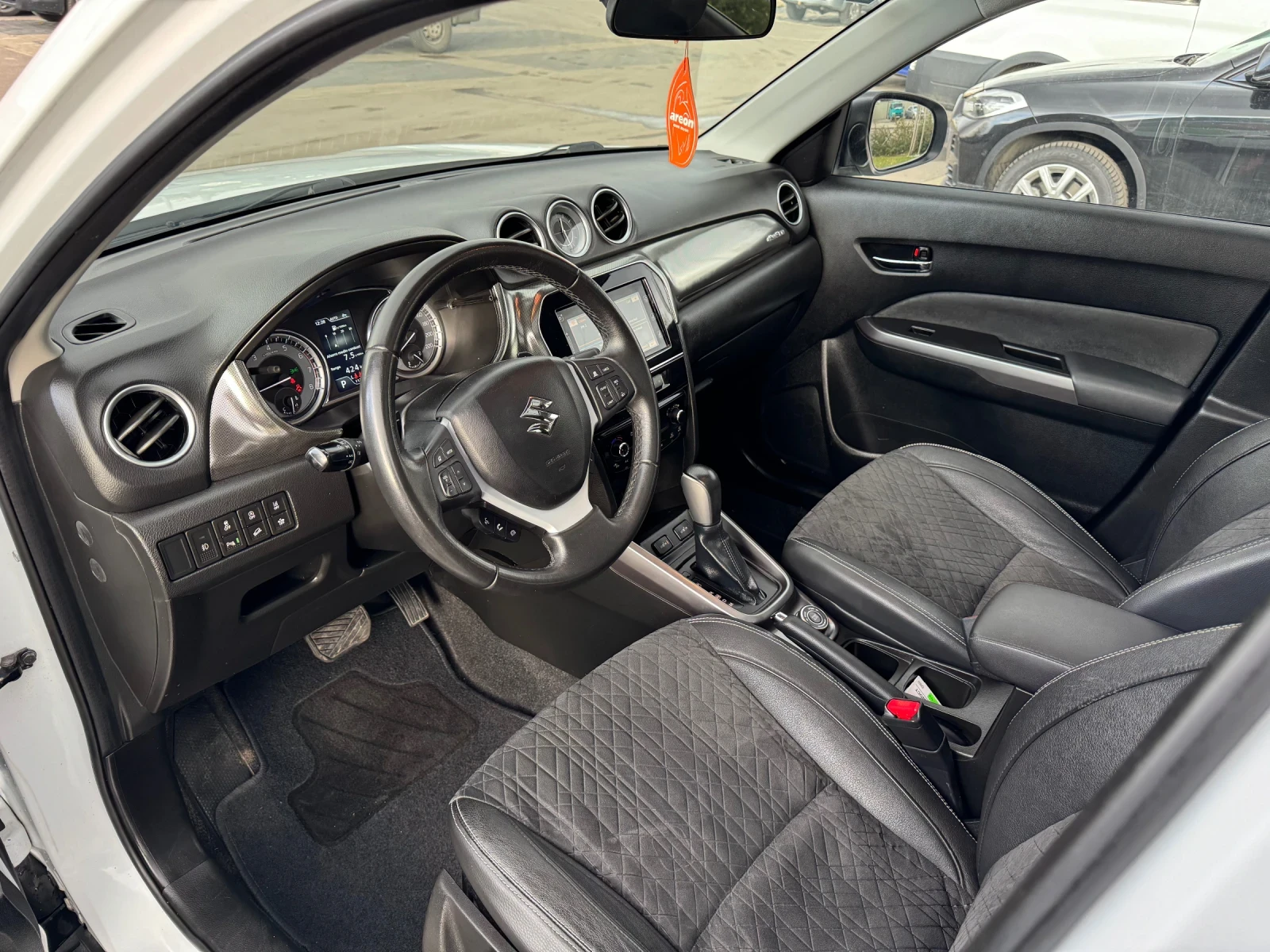 Suzuki Vitara 1.4 AUTOMATIK 4X4 All Grip | Mobile.bg   11