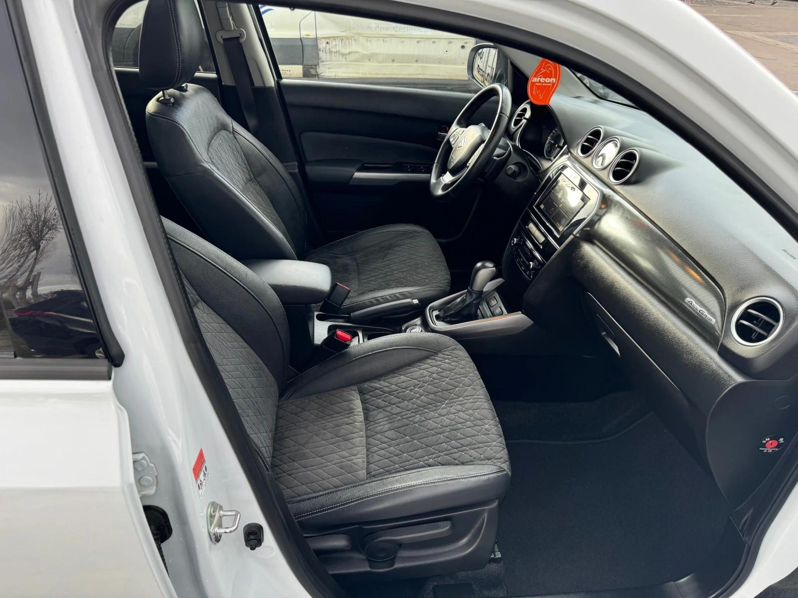 Suzuki Vitara 1.4 AUTOMATIK 4X4 All Grip | Mobile.bg   12