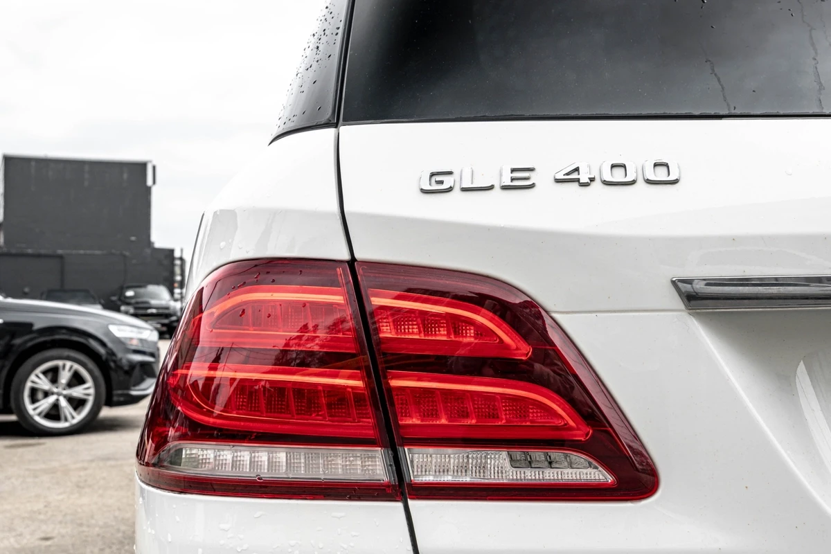 Mercedes-Benz GLE 400  - изображение 2
