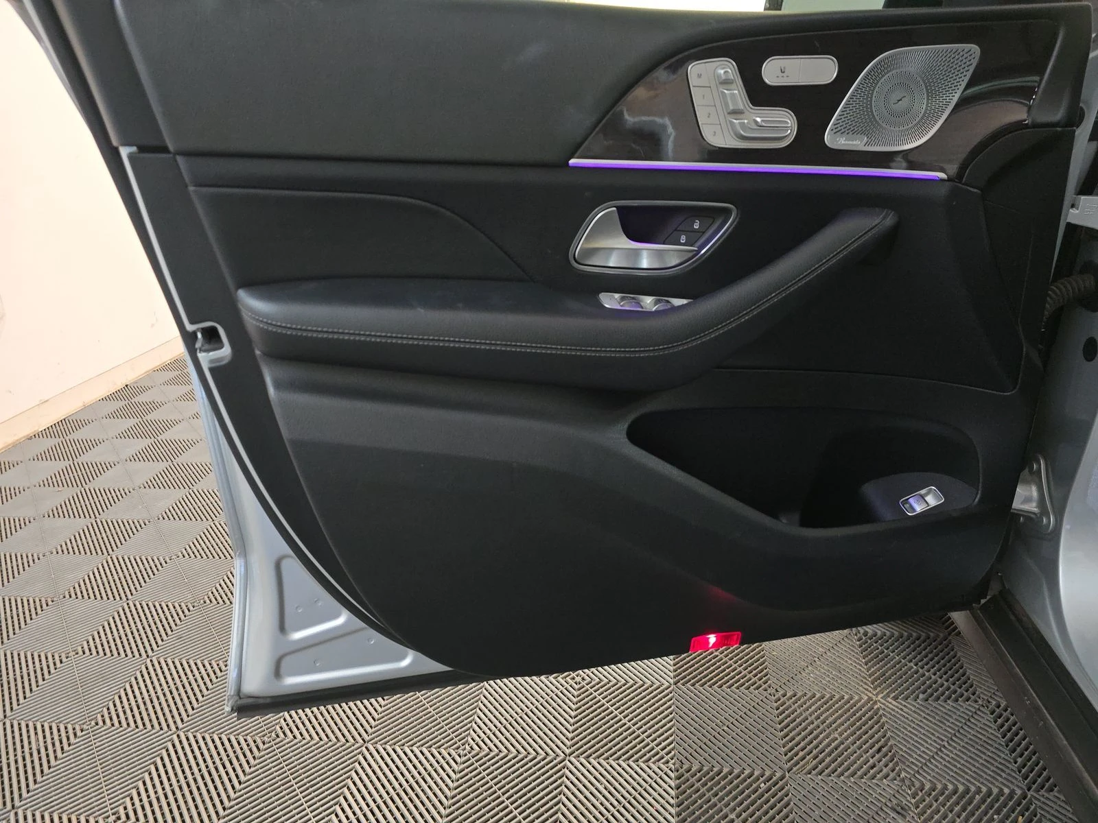 Mercedes-Benz GLE 350 BURMASTER* DESIGNO* PANO* AMBIENT* KEYLESS GO* NAP | Mobile.bg   13