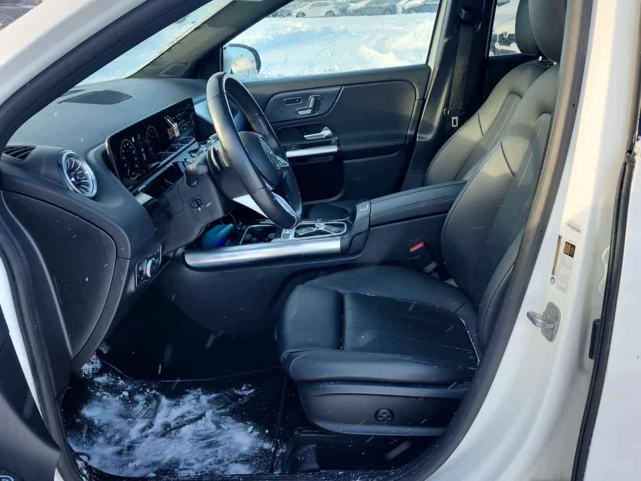 Mercedes-Benz GLA 250 * 4MATIC AWD * 2 �����* ��������* ���� | Mobile.bg � ����������� 5