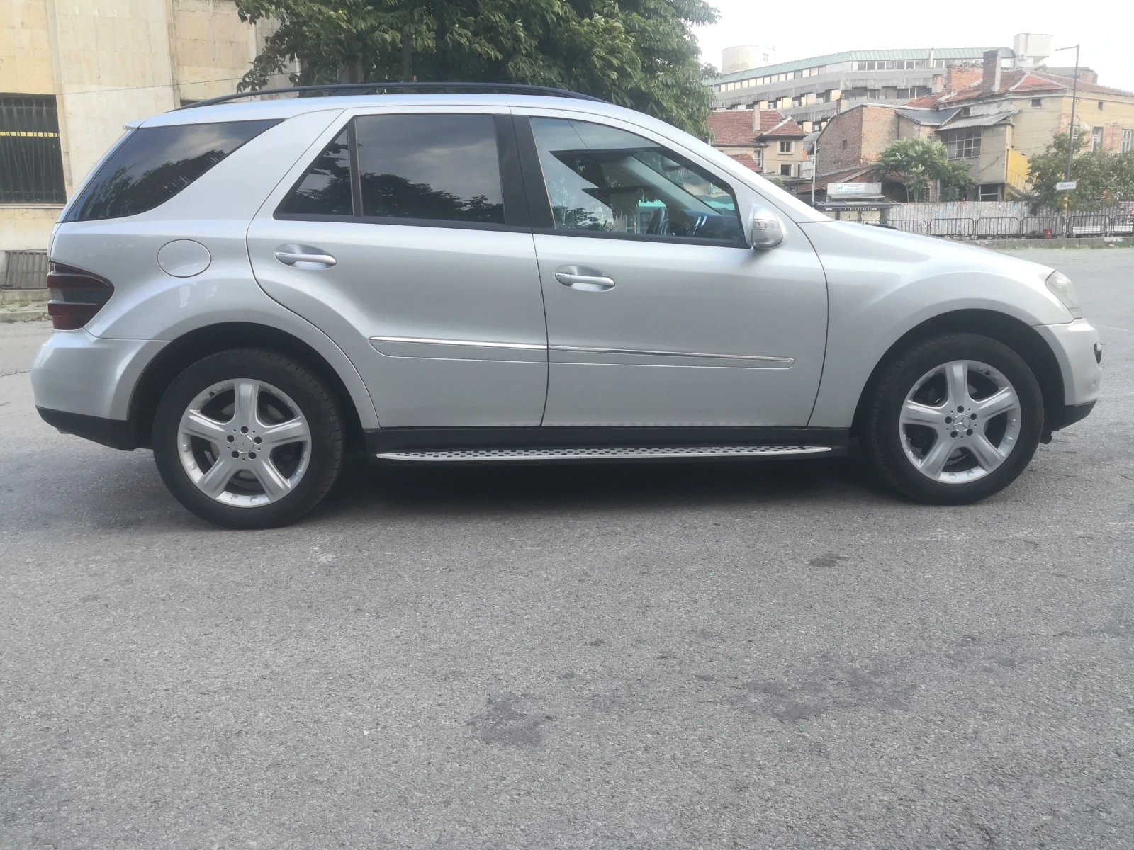 Mercedes-Benz ML 320 3.2CDI, снимка 2 - Автомобили и джипове - 53953277