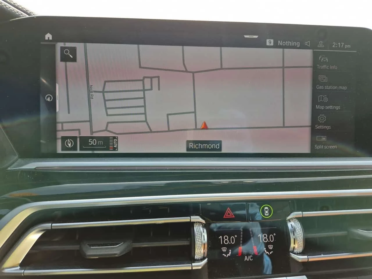 BMW X7 * XDRIVE40I * * 7-МЕСТНА* * ПАНОРАМА* * ПАРКТРОНИК, снимка 13 - Автомобили и джипове - 54056030