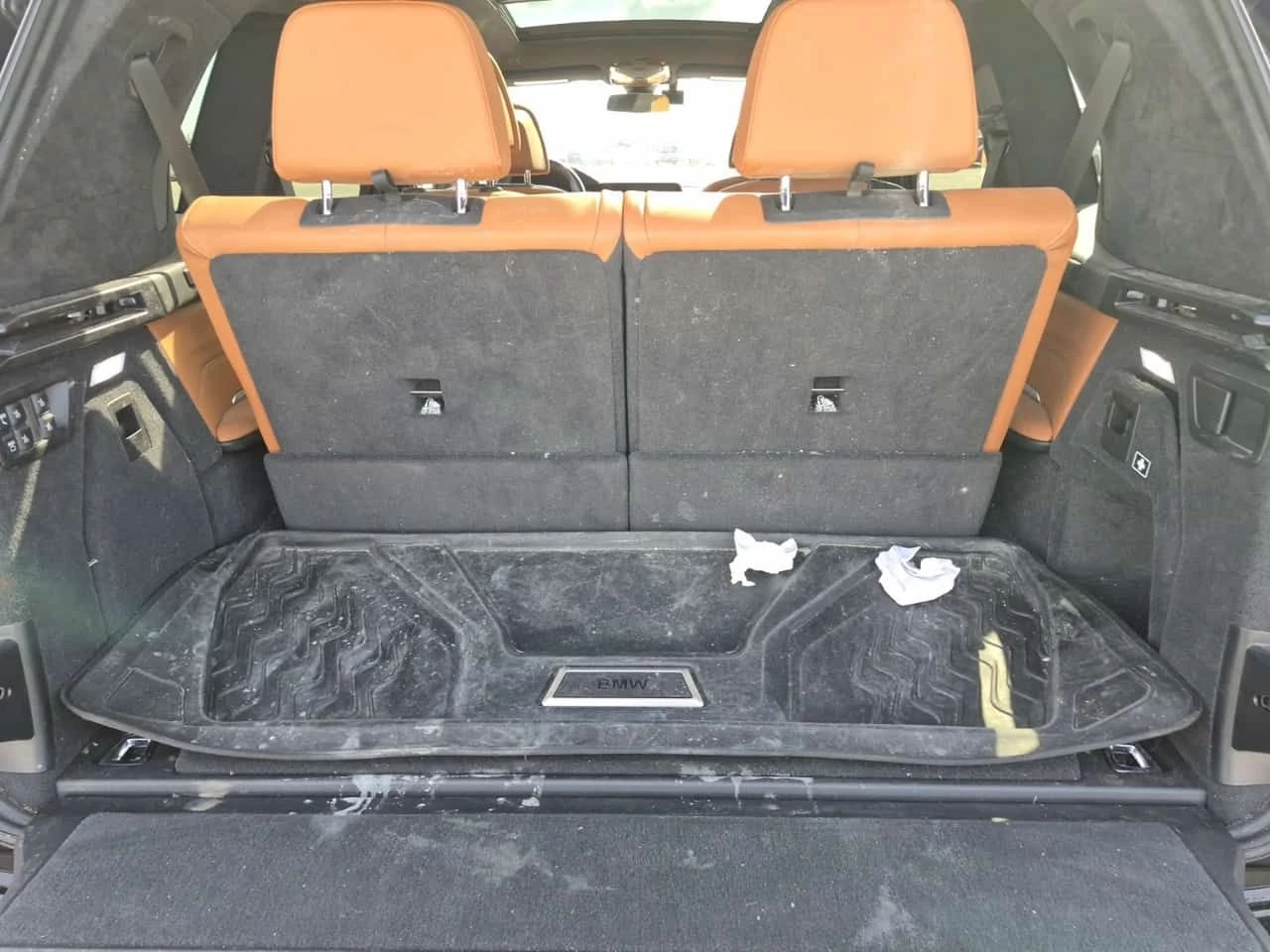 BMW X7 * XDRIVE40I * * 7-МЕСТНА* * ПАНОРАМА* * ПАРКТРОНИК, снимка 15 - Автомобили и джипове - 54056030