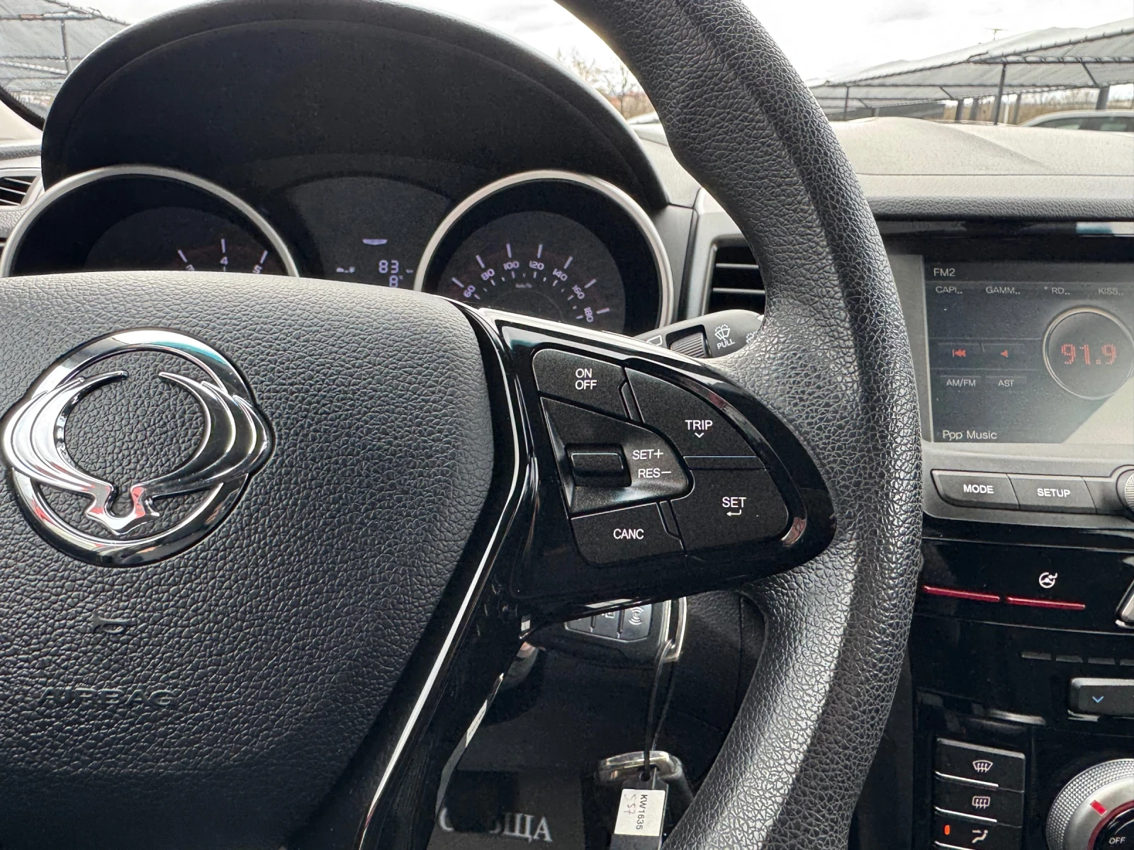 SsangYong XLV 1.6i-111000км., снимка 14 - Автомобили и джипове - 54062221