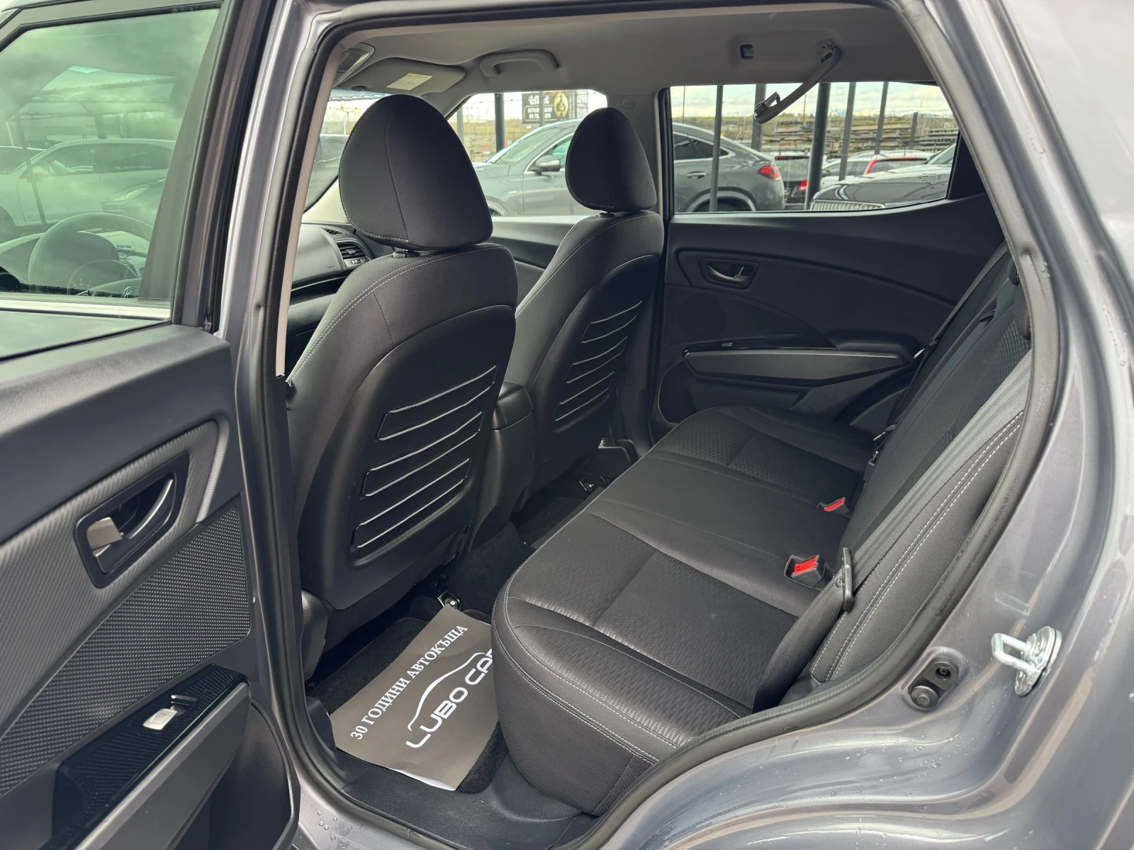 SsangYong XLV 1.6i-111000км., снимка 16 - Автомобили и джипове - 54062221