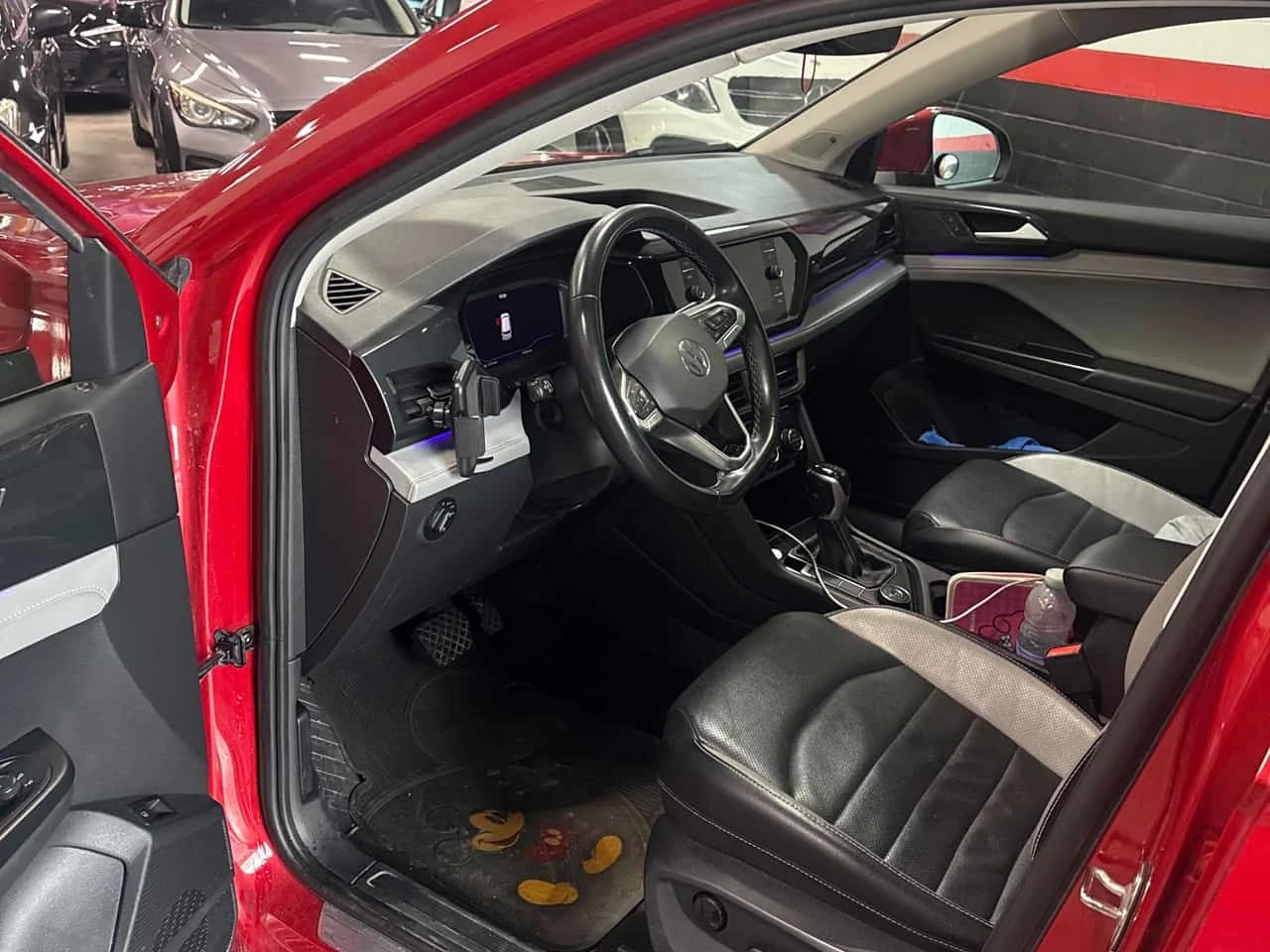 VW Taos * Highline * КАМЕРА* ПОДГРЕВ* ПАНОРАМА* , снимка 7 - Автомобили и джипове - 54253675