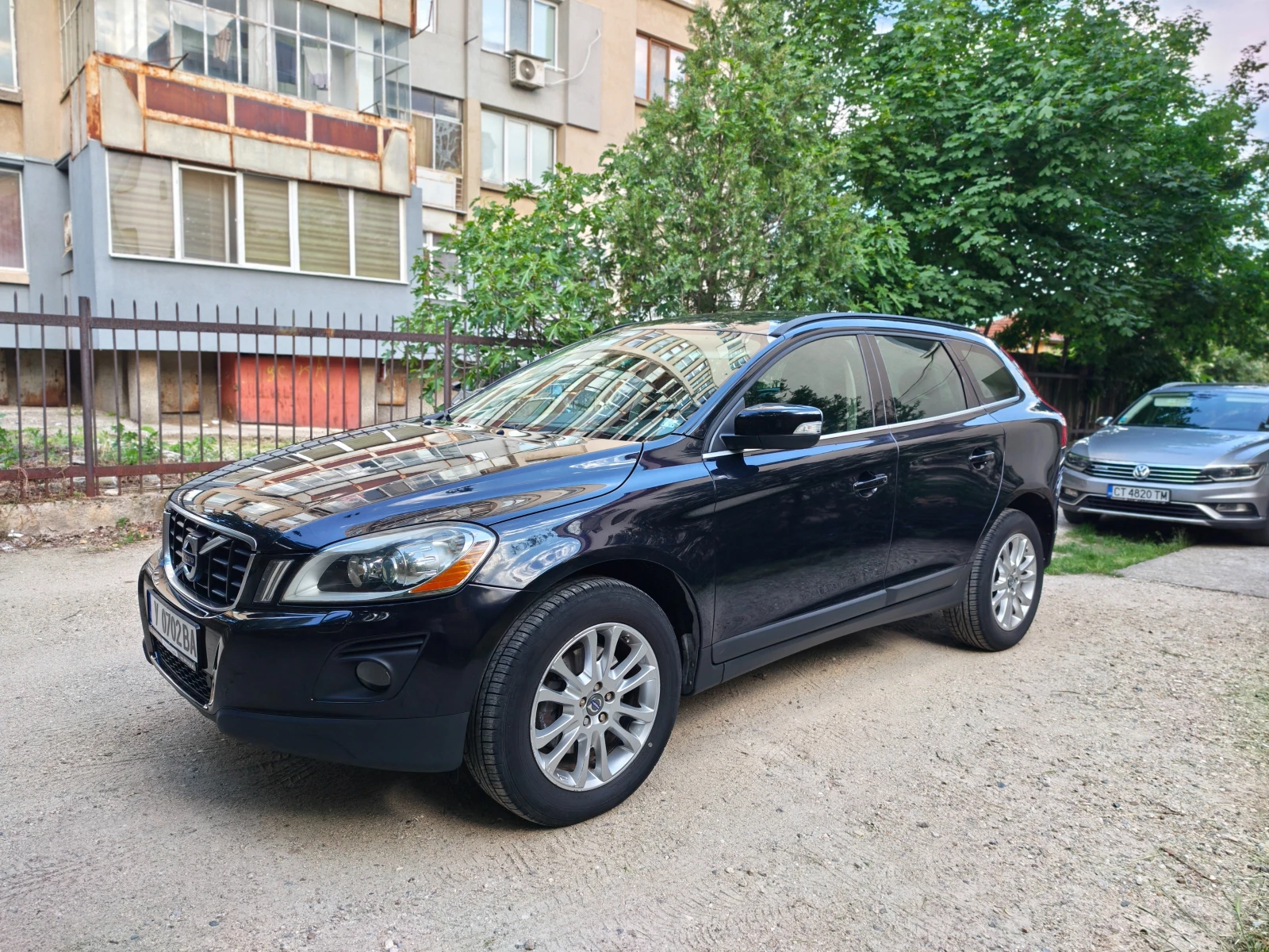 Volvo XC60, снимка 2 - Автомобили и джипове - 54701267