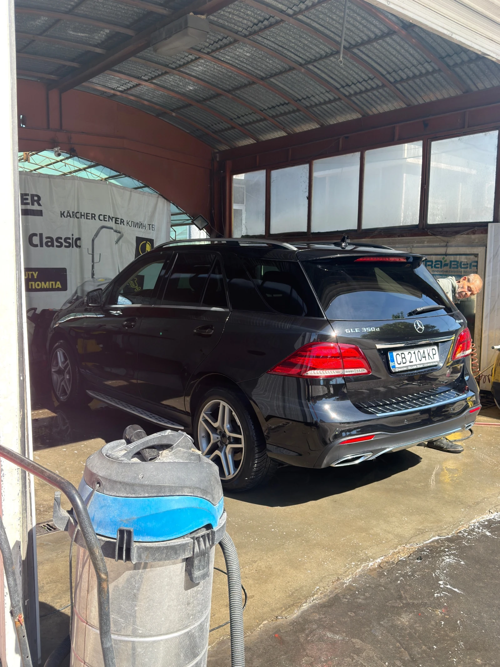 Mercedes-Benz GLE 350 D 4MATIC AMG Line, снимка 2 - Автомобили и джипове - 55342208