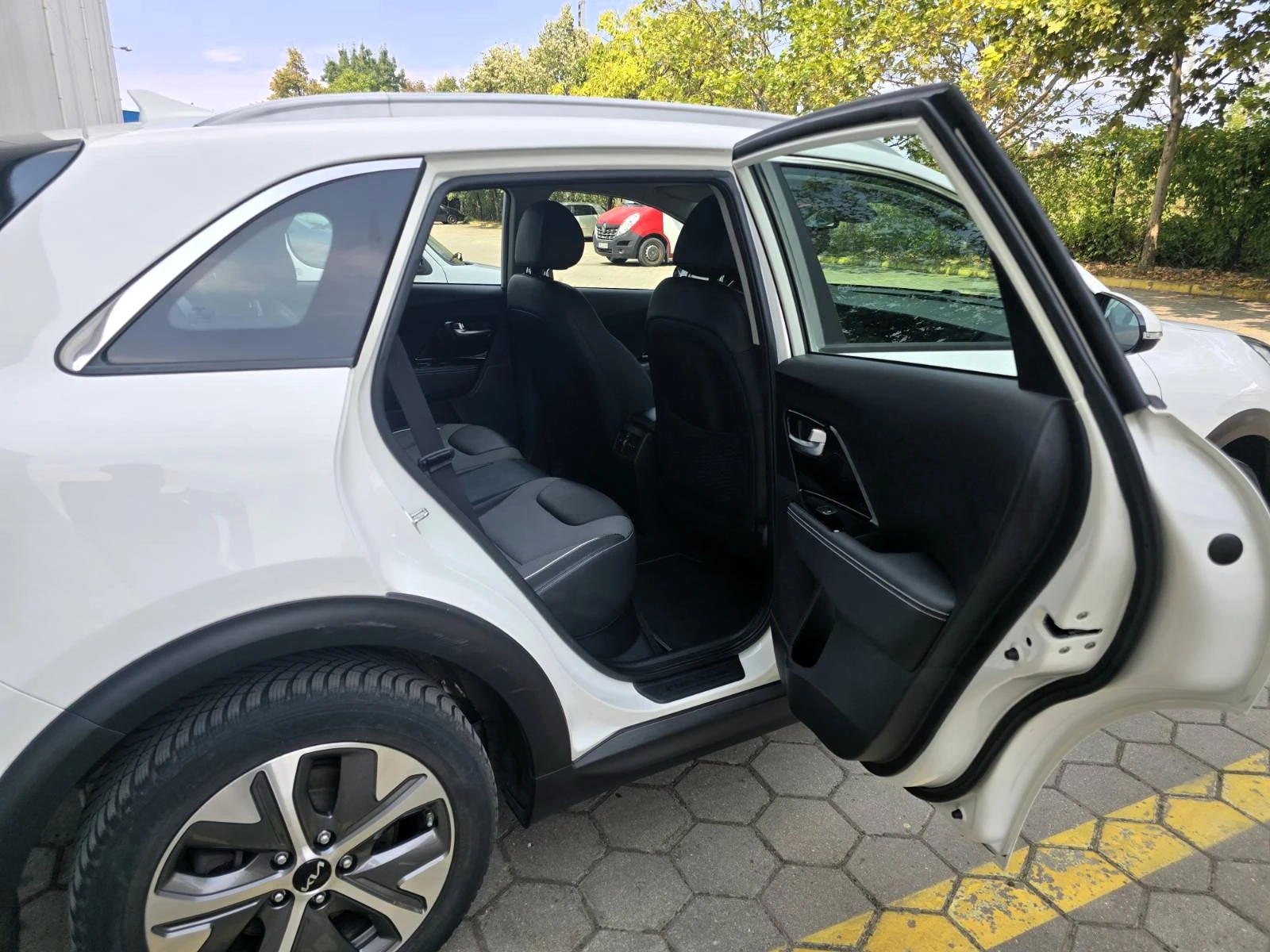 Kia Niro 64 KWh | Mobile.bg � ����������� 7