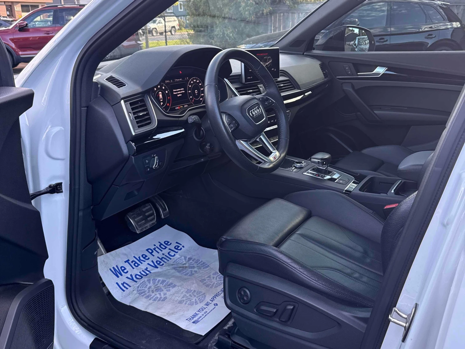 Audi Q5 Technik | CARFAX | БЕЗ ИНЦИДЕНТИ , снимка 7 - Автомобили и джипове - 56125460