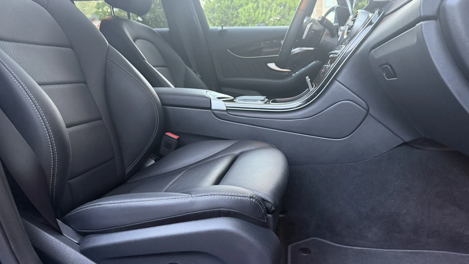 Mercedes-Benz GLC Coupe  Coupe EQ Boost 4matic 9G-TRONIC facelift, снимка 10 - Автомобили и джипове - 56127143