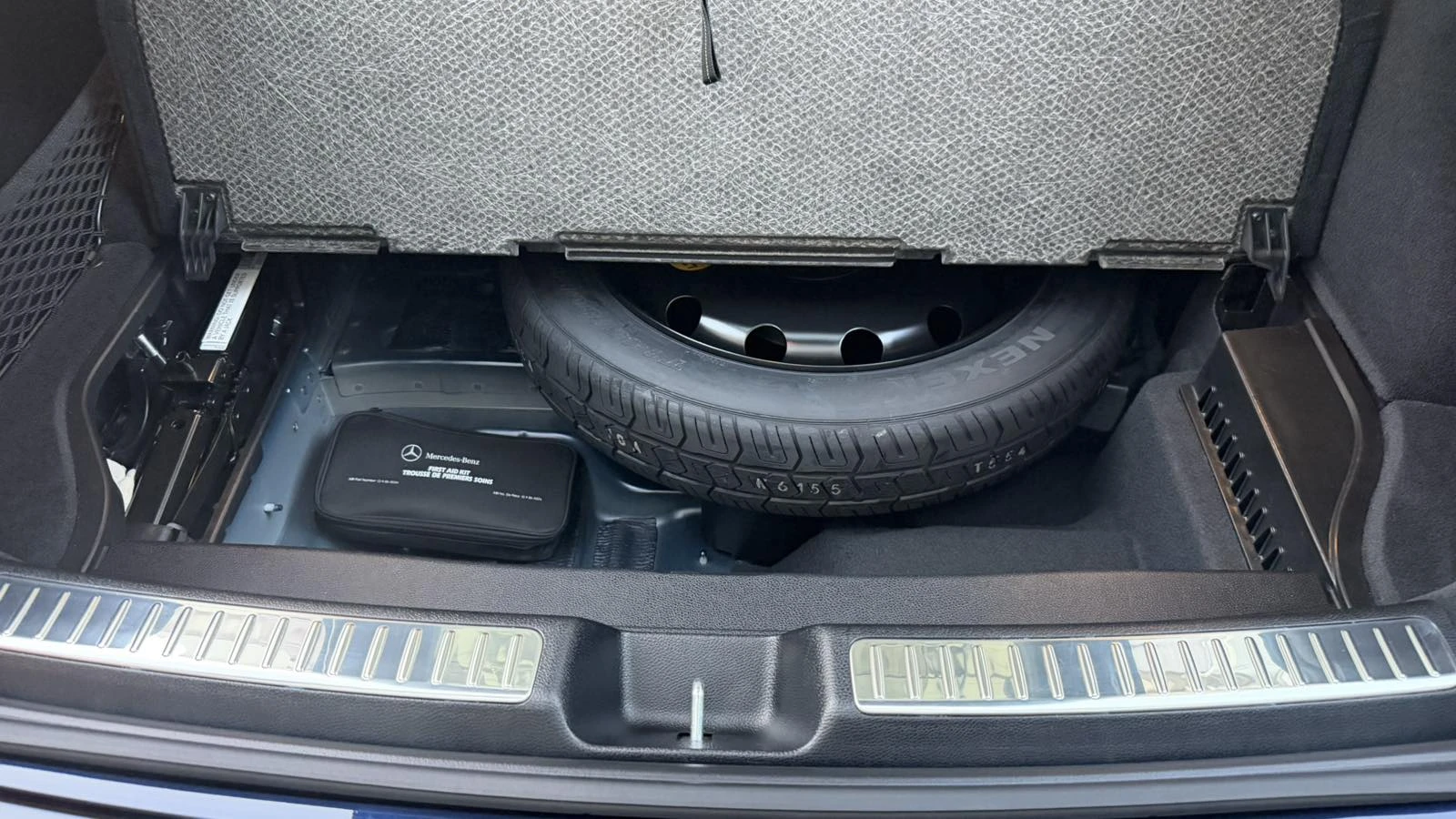 Mercedes-Benz GLC Coupe  Coupe EQ Boost 4matic 9G-TRONIC facelift, снимка 11 - Автомобили и джипове - 56127143