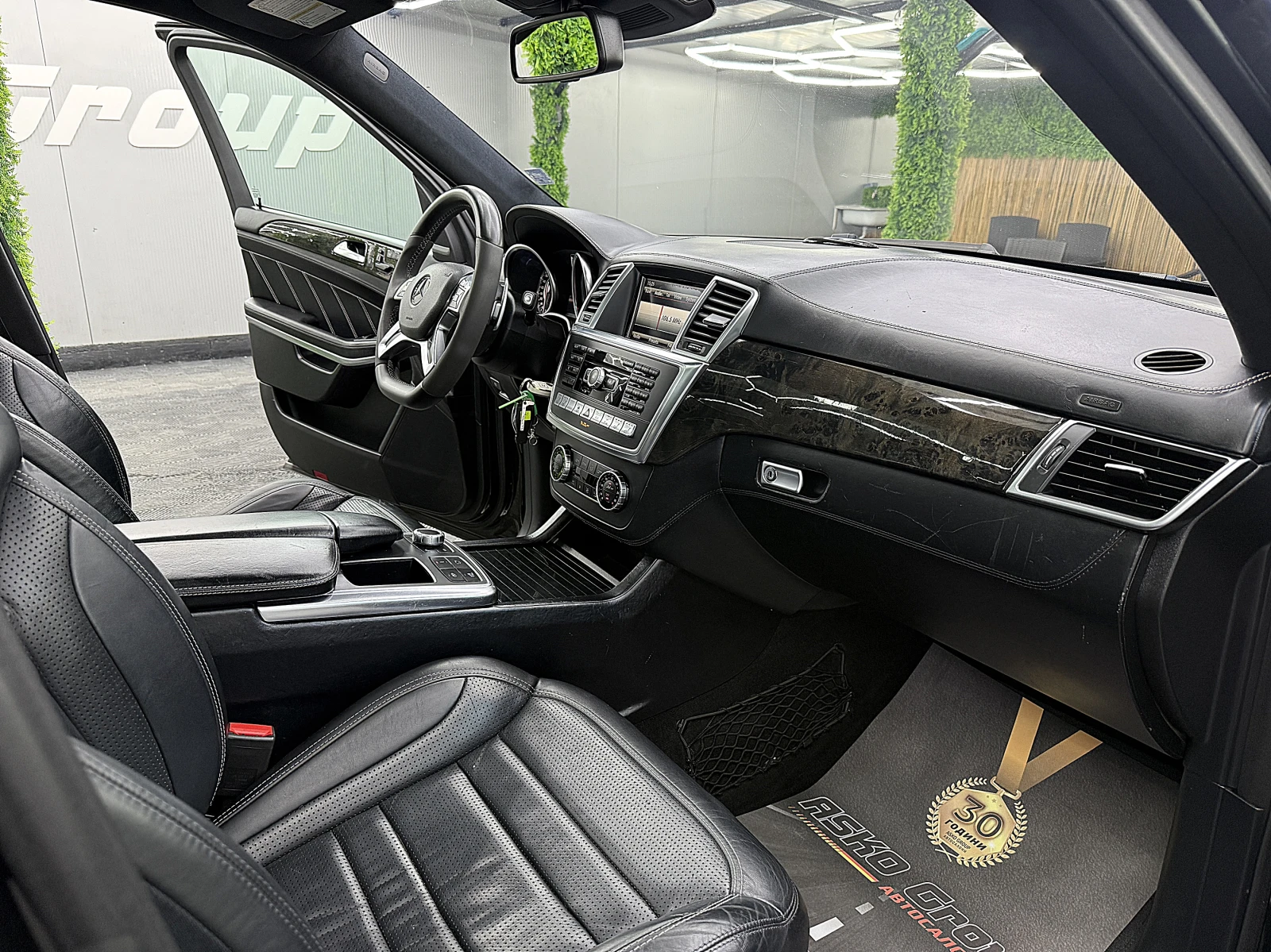 Mercedes-Benz GL 63 AMG PANORAMA/7-Mesta/2xTV/360-к/СОБСТВЕН ЛИЗИНГ, снимка 14 - Автомобили и джипове - 56252206