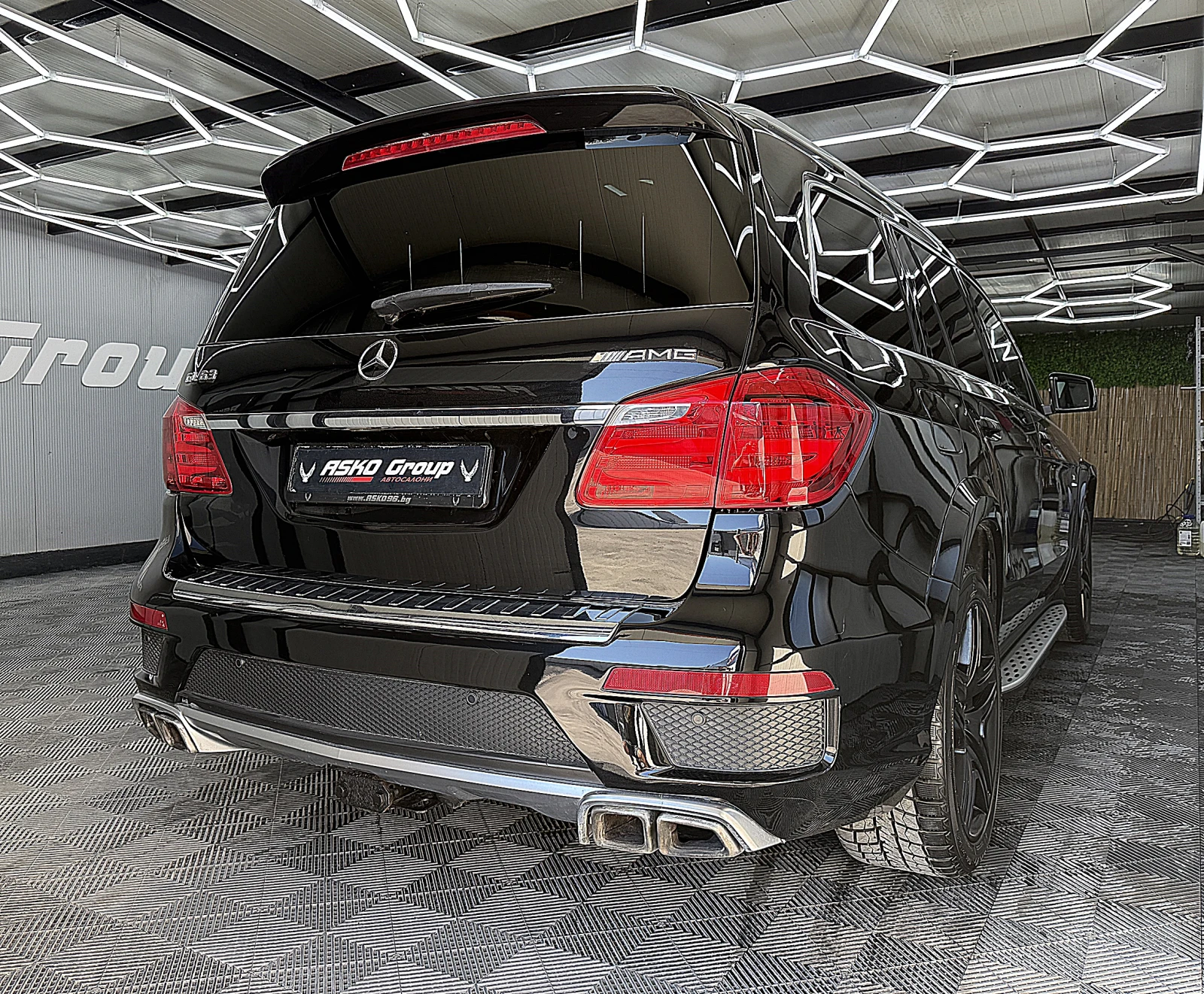 Mercedes-Benz GL 63 AMG PANORAMA/7-Mesta/2xTV/360-к/СОБСТВЕН ЛИЗИНГ, снимка 6 - Автомобили и джипове - 56252206