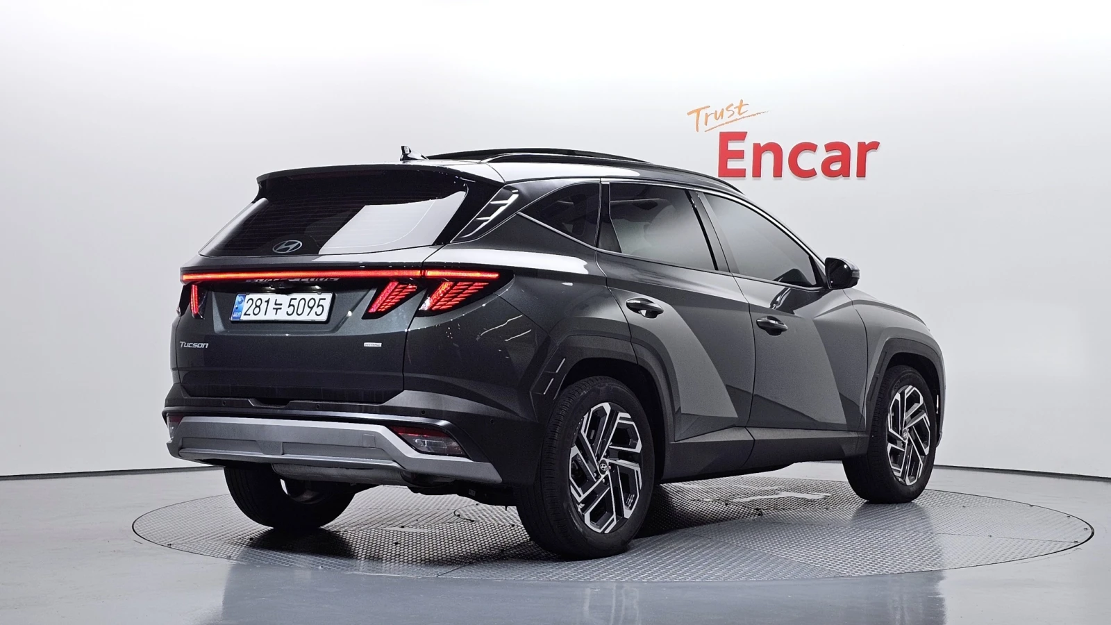 Hyundai Tucson Gasoline 1.6 Turbo 4WD Premium, снимка 2 - Автомобили и джипове - 56289850