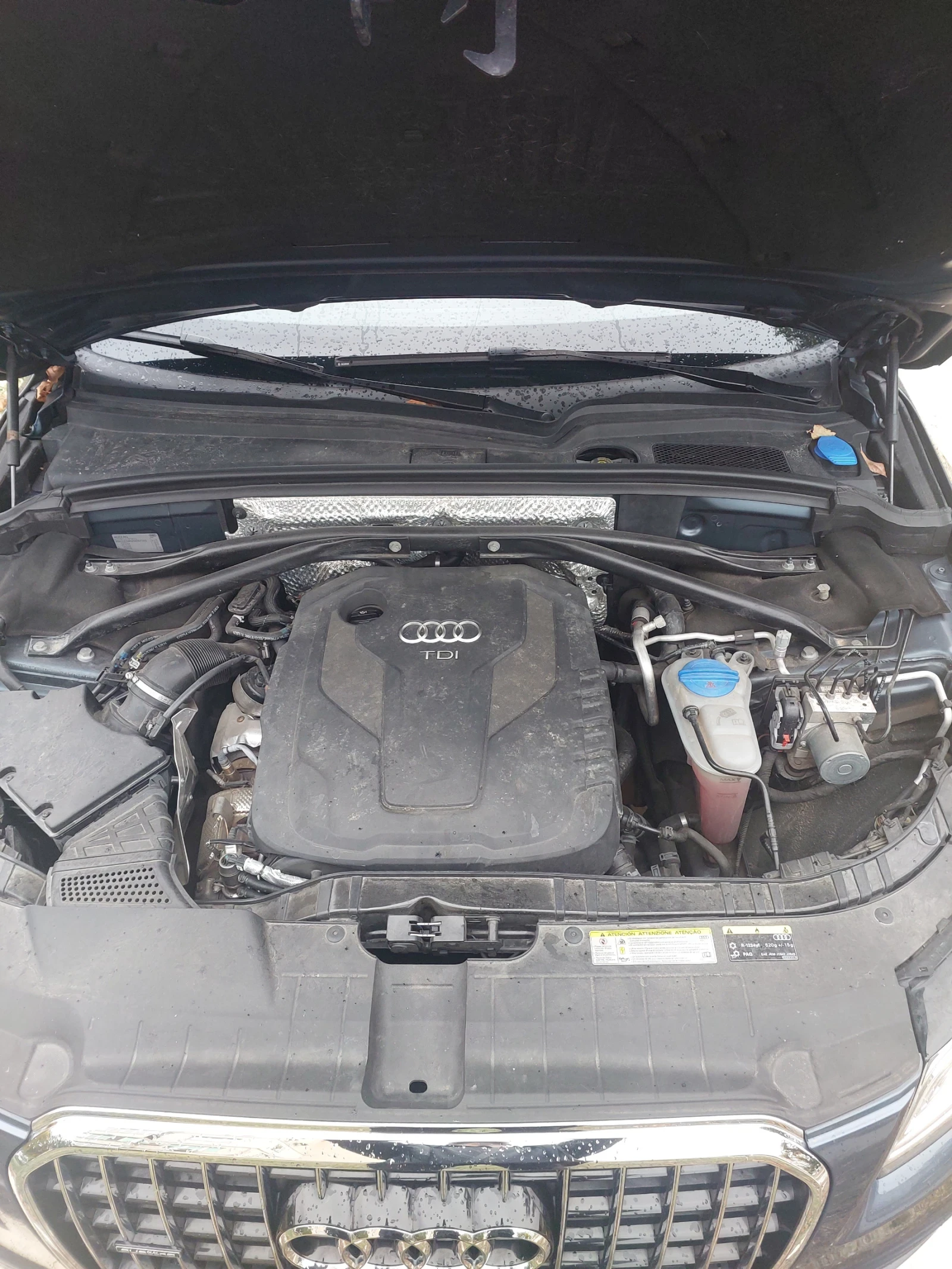 Audi Q5 2.0 TDI, снимка 10 - Автомобили и джипове - 56609927