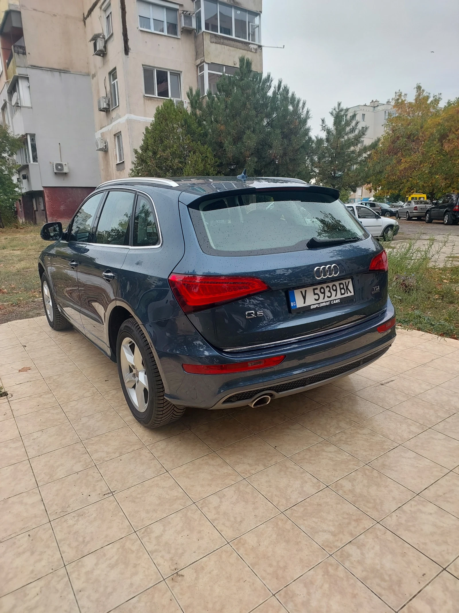 Audi Q5 2.0 TDI, снимка 2 - Автомобили и джипове - 56609927