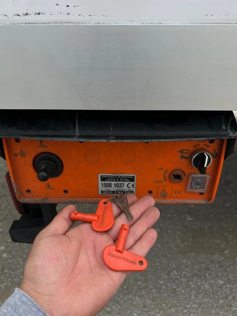 Ford Transit 2.2TDCi, снимка 9 - Бусове и автобуси - 52871967