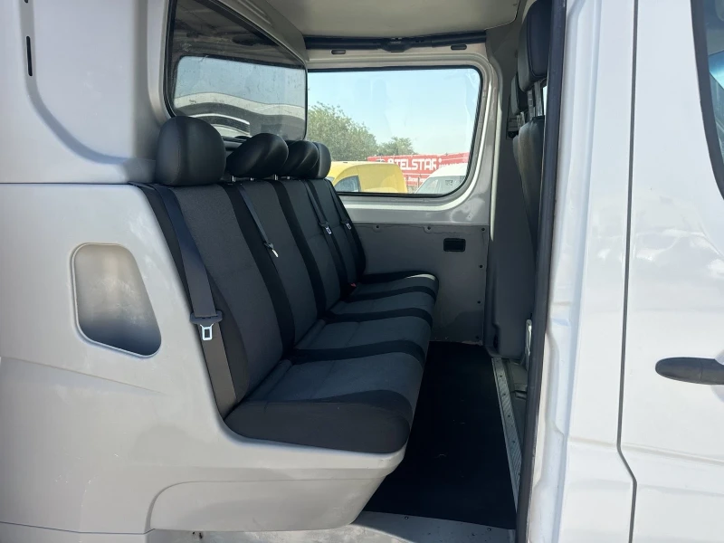 VW Crafter, снимка 10 - Бусове и автобуси - 51657392