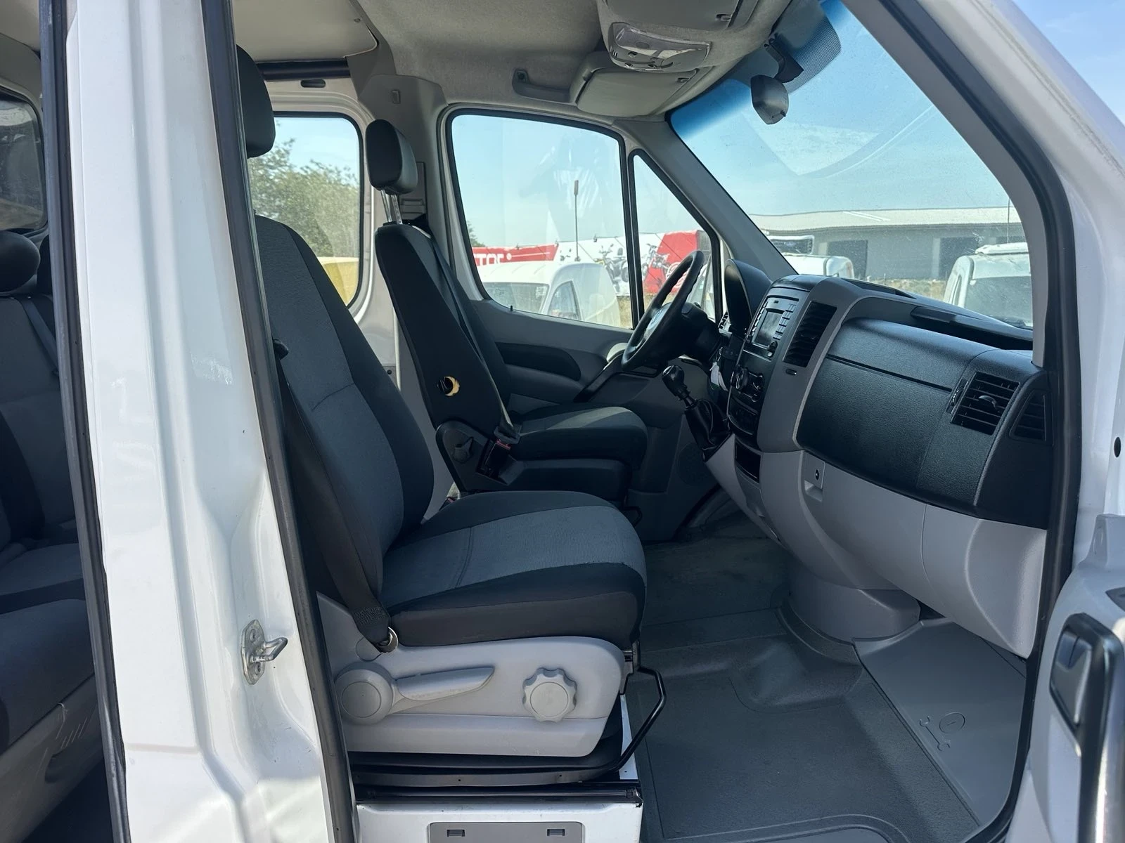 VW Crafter | Mobile.bg   11