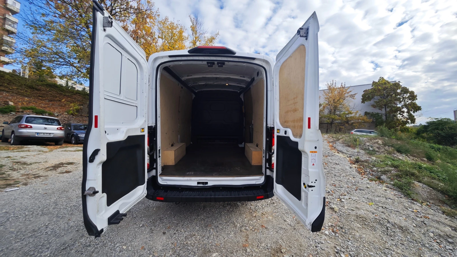 Ford Transit Е350 L2H2 N1 75kWh 92%SoH 360 камери нави, снимка 9 - Бусове и автобуси - 56128181