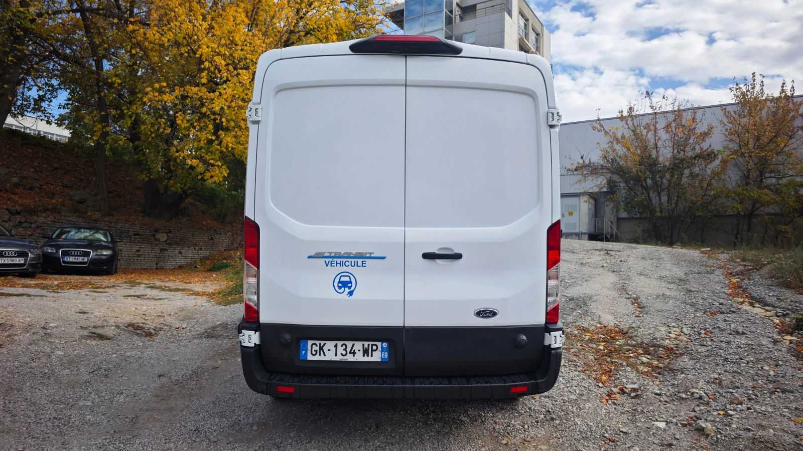 Ford Transit Е350 L2H2 N1 75kWh 92%SoH 360 камери нави, снимка 6 - Бусове и автобуси - 56128181