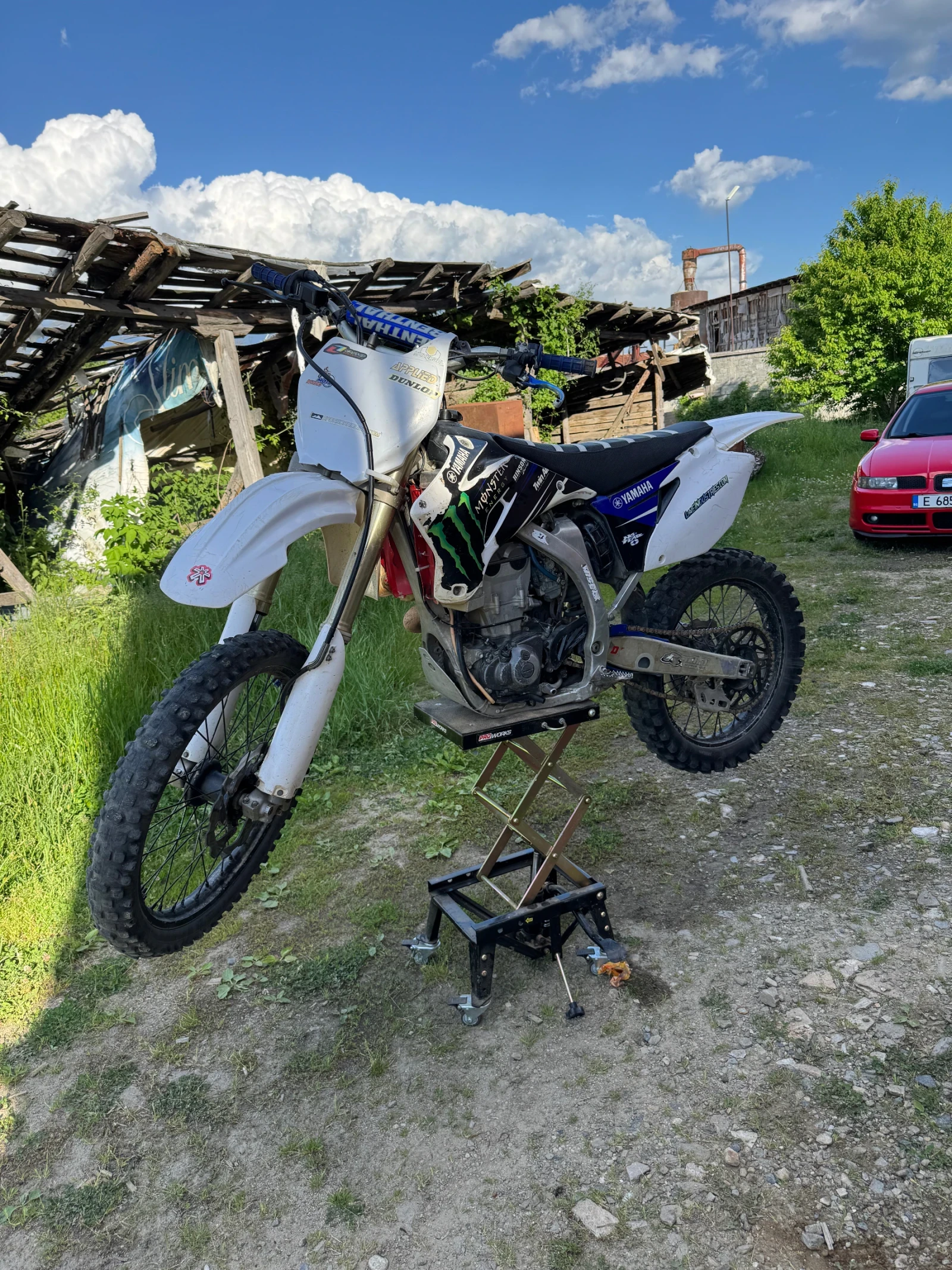 Yamaha Yzf