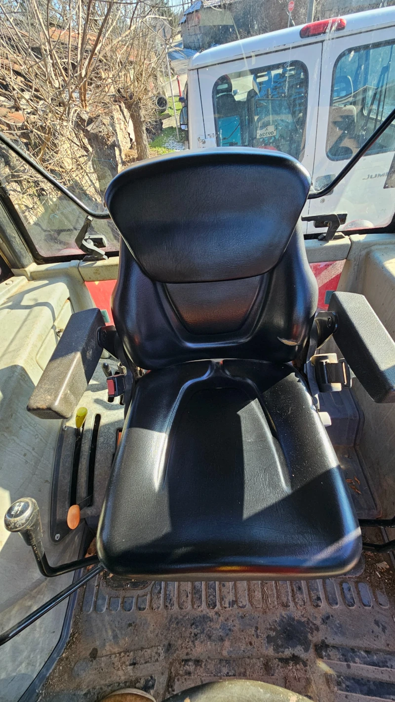 Трактор Tumosan 8105, снимка 7 - Селскостопанска техника - 53168094