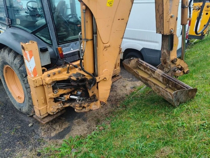 Багер Case 580 Super R - изображение 3