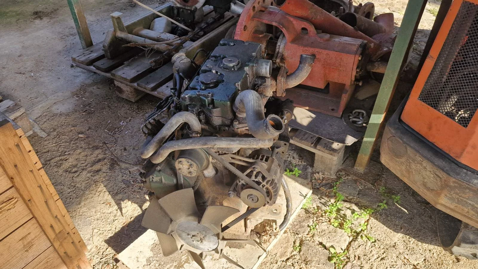 �������� Perkins | Mobile.bg � ����������� 1