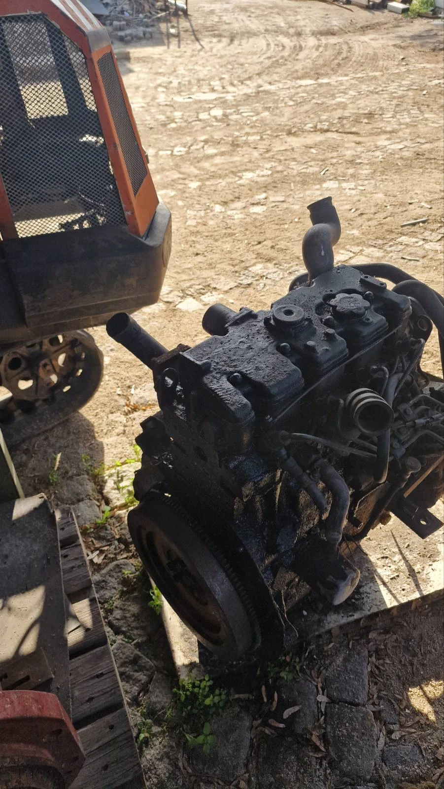 �������� Perkins | Mobile.bg � ����������� 4